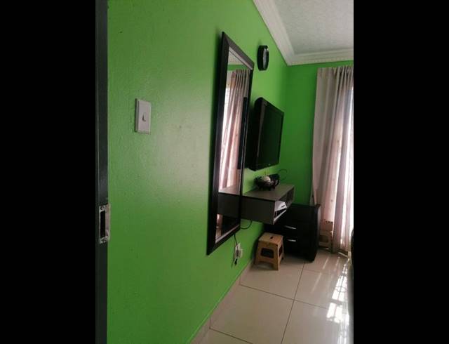 3 BEDROOM HOUSE FOR SALE IN REFILWE